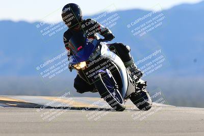 media/Jan-08-2022-SoCal Trackdays (Sat) [[1ec2777125]]/Turn 9 (125pm)/